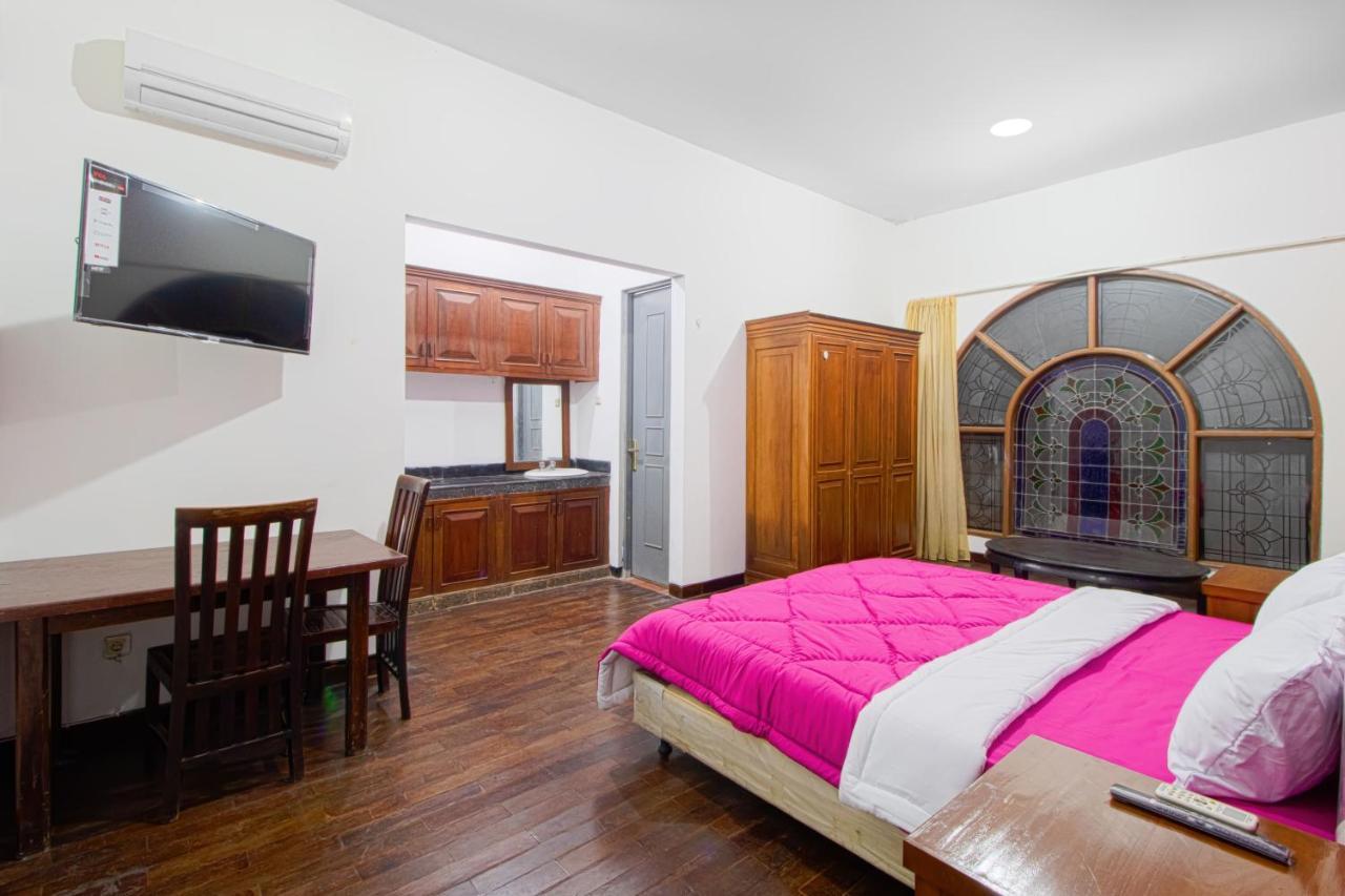 Hotel Tobana House Bintaro Dżakarta Zewnętrze zdjęcie