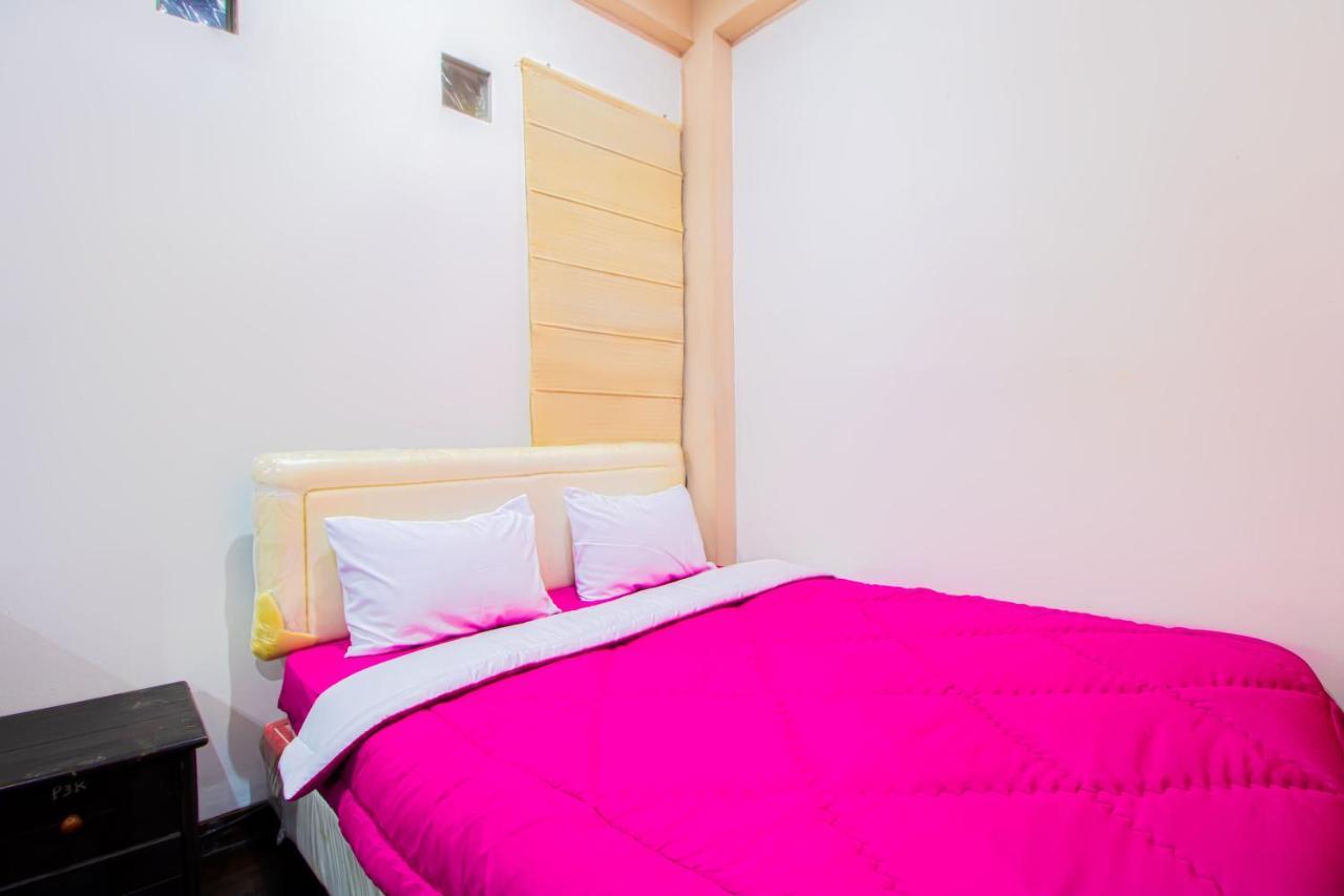 Hotel Tobana House Bintaro Dżakarta Zewnętrze zdjęcie