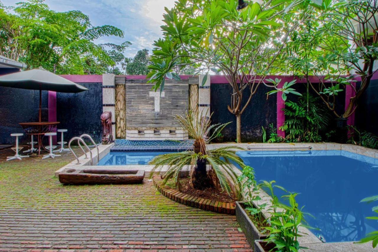 Hotel Tobana House Bintaro Dżakarta Zewnętrze zdjęcie